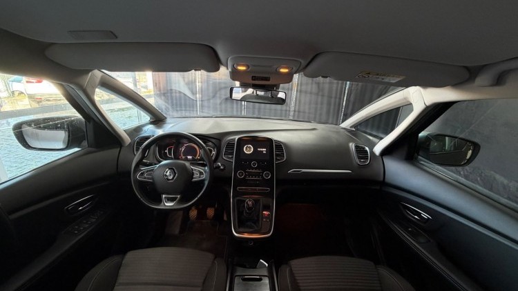 Renault Grand Sc&eacute;nic 1.7 Blue DCi Bose Edition