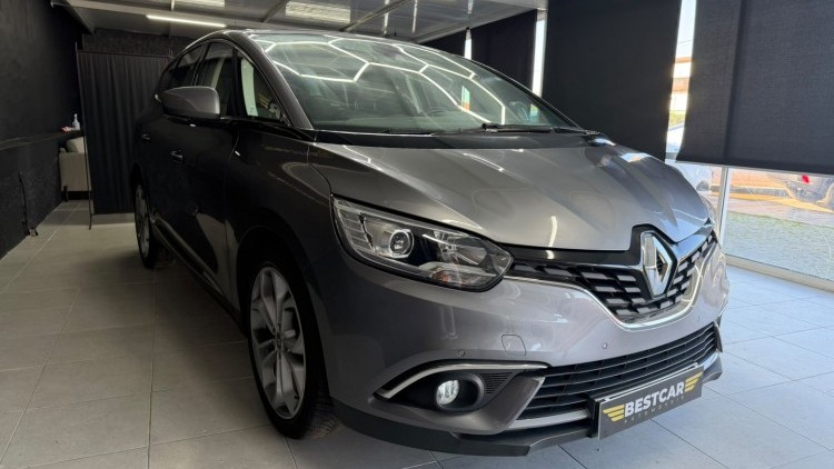 Renault Grand Sc&eacute;nic 1.7 Blue DCi Bose Edition