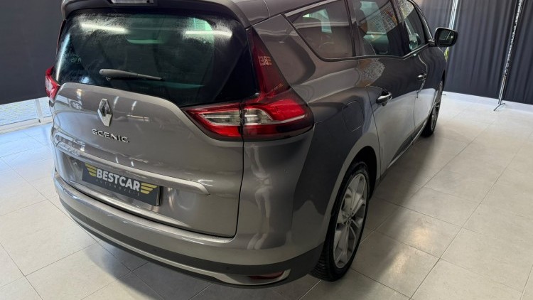 Renault Grand Sc&eacute;nic 1.7 Blue DCi Bose Edition
