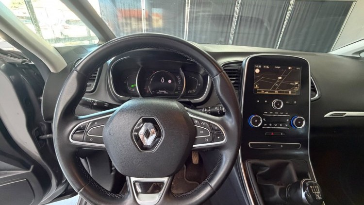 Renault Grand Sc&eacute;nic 1.7 Blue DCi Bose Edition