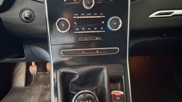 Renault Grand Sc&eacute;nic 1.7 Blue DCi Bose Edition