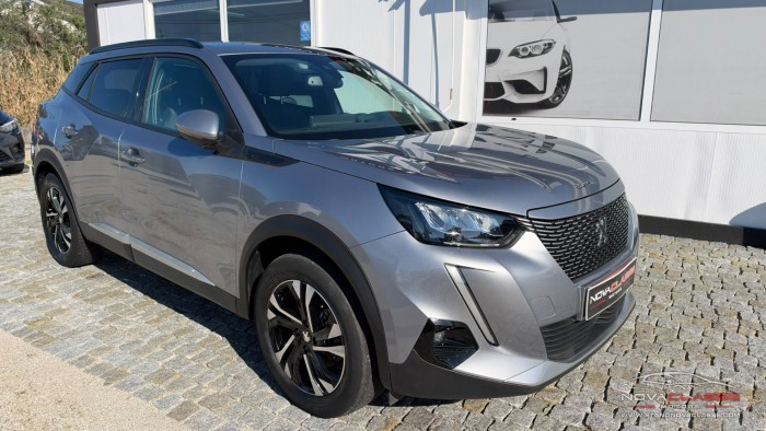 Peugeot E-2008 50 kWh Allure Pack