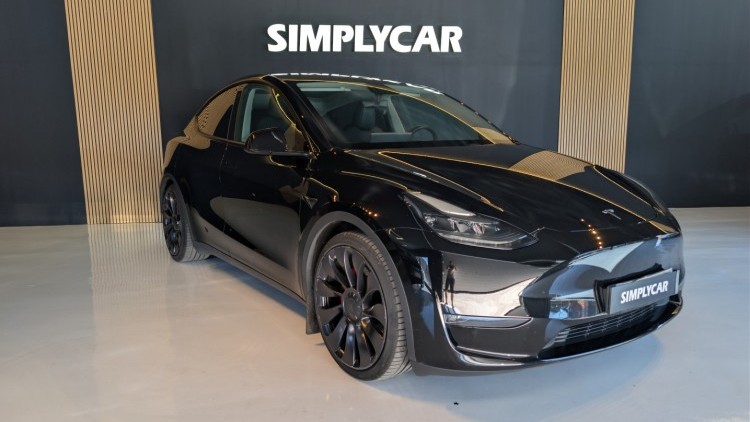 Tesla Model Y Performance Dual Motor AWD