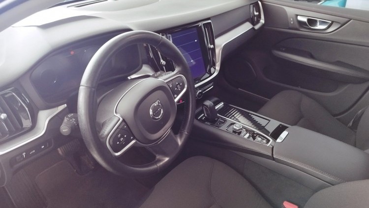 Volvo V60 T6 R-DISAGN PLUG-IN AUTO