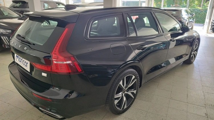 Volvo V60 T6 R-DISAGN PLUG-IN AUTO