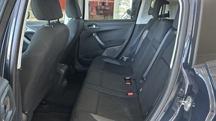 Peugeot 2008 1.2 VTI "Style" (57 MIL KMs)