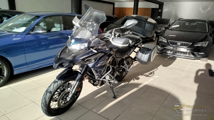 Benelli 500 TRK 502 X