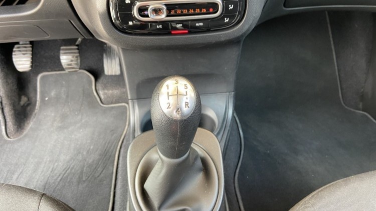 Smart ForTwo Coup&eacute; 1.0i
