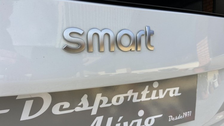 Smart ForTwo Coup&eacute; 1.0i