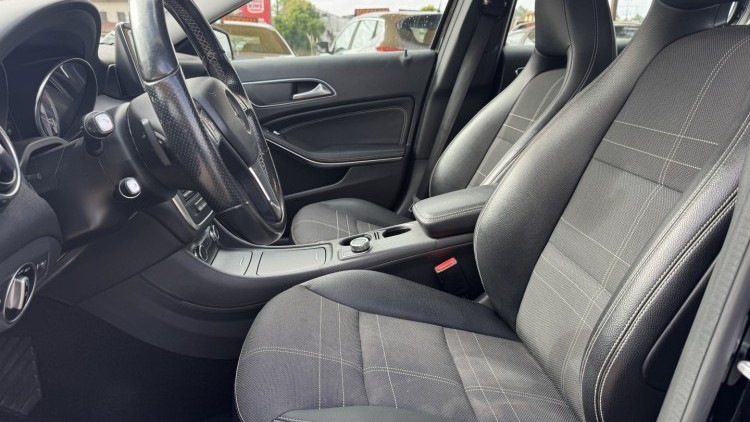 Mercedes-Benz Classe GLA 220
