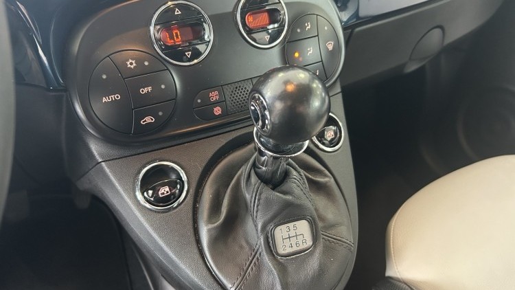 Fiat 500 1.0 Hybrid "Dolce vita" (83 MIL KMs)