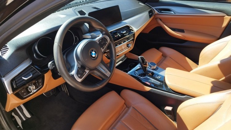 BMW S&eacute;rie 5 - 520 2.0 D TOUTING PACK M