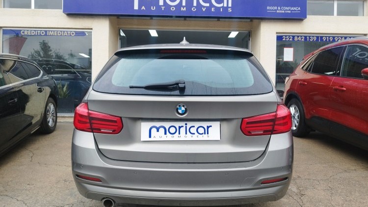 BMW S&eacute;rie 3 - 318 2.0 D TOURING