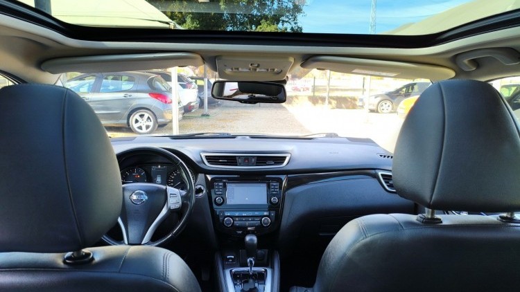 Nissan Qashqai 1.6 DCi X-Tronic Tekna Premium