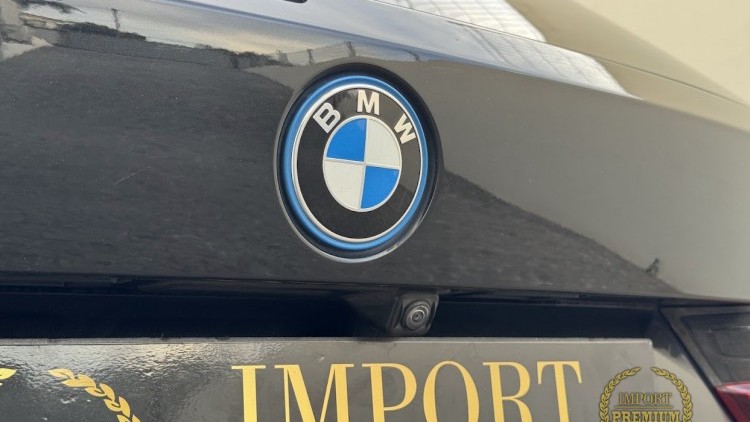 BMW S&eacute;rie 3 - 320 e Touring Pack M Full Extras
