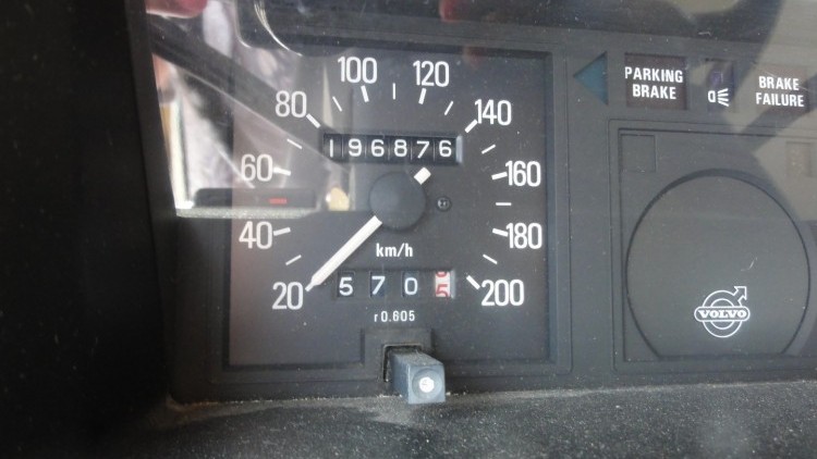 Volvo 244 2.1 GL Cl&aacute;ssico