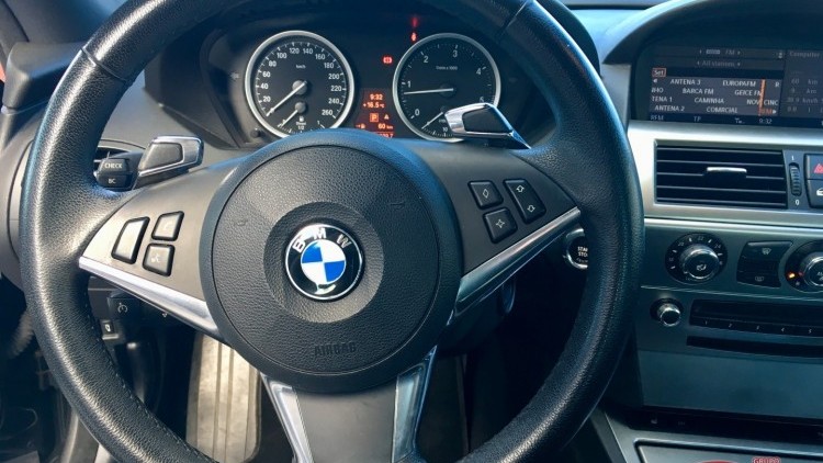 BMW S&eacute;rie 6 - 635 d Auto
