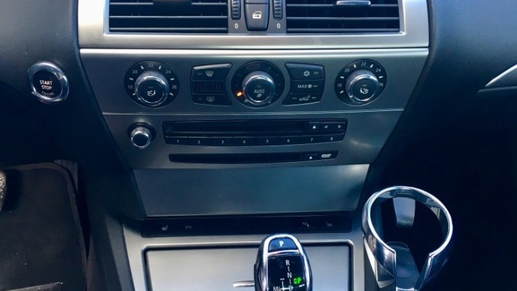BMW S&eacute;rie 6 - 635 d Auto
