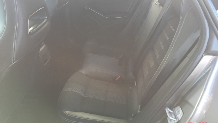 Mercedes-Benz Classe CLA 180 CDI Urban