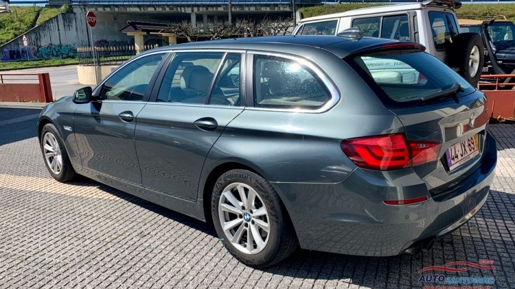 BMW S&eacute;rie 5 - 525 d Touring