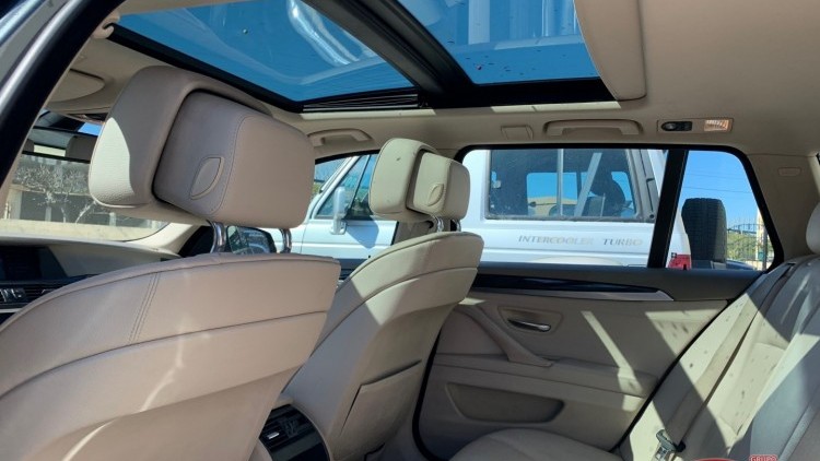 BMW S&eacute;rie 5 - 525 d Touring