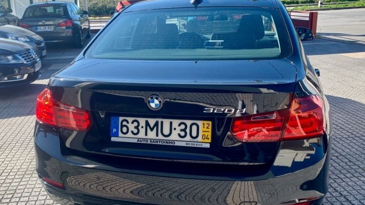 BMW S&eacute;rie 3 - 320 d EfficientDynamics