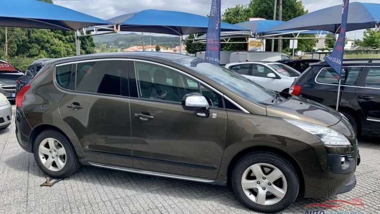 Peugeot 3008 2.0 HDi Hybrid 4