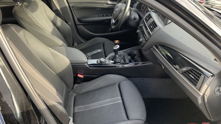 BMW S&eacute;rie 1 - 116 D Line Sport 5P