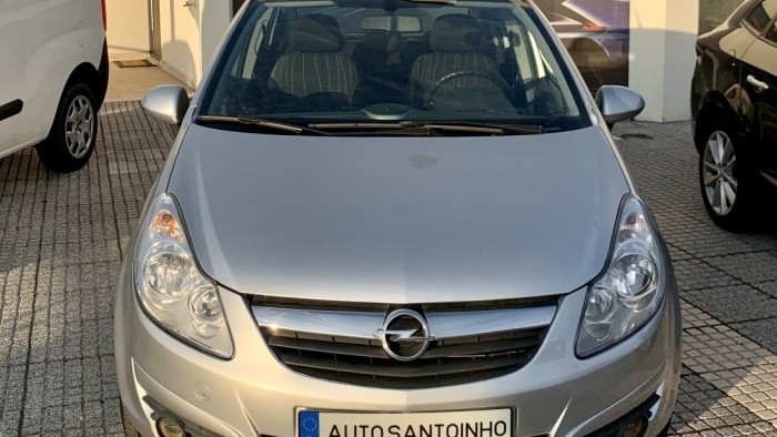 Opel Corsa 1.2 Enjoy