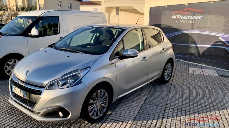 Peugeot 208 1.5 BlueHDI Signature