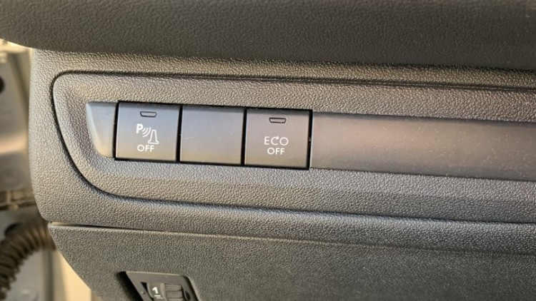 Peugeot 208 1.5 BlueHDI Signature